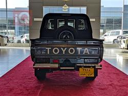 Toyota Land Cruiser 70